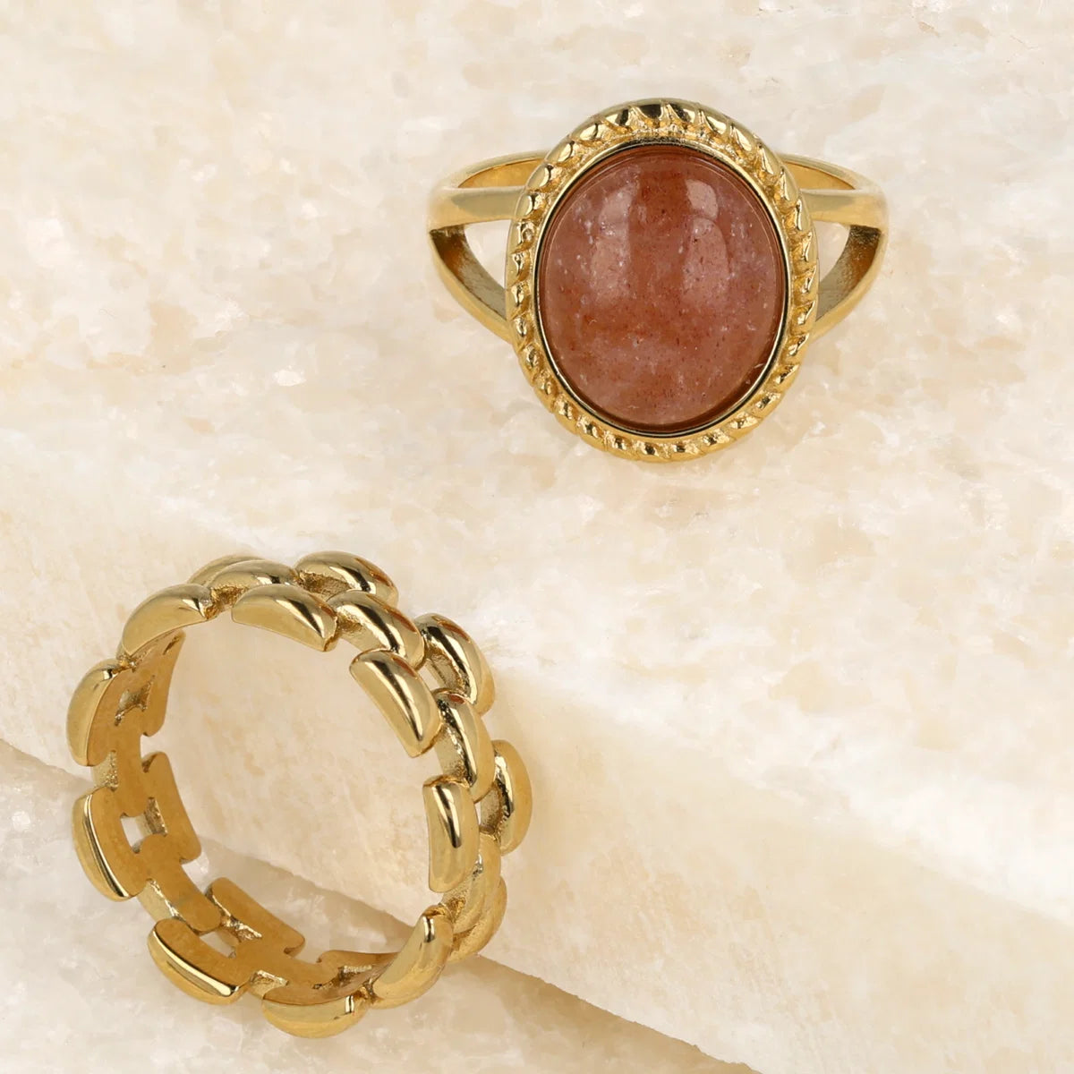 My Bendel - Vintage Ring met Edelsteen & Getwist Randje • Berry Quartz - Stainless steel