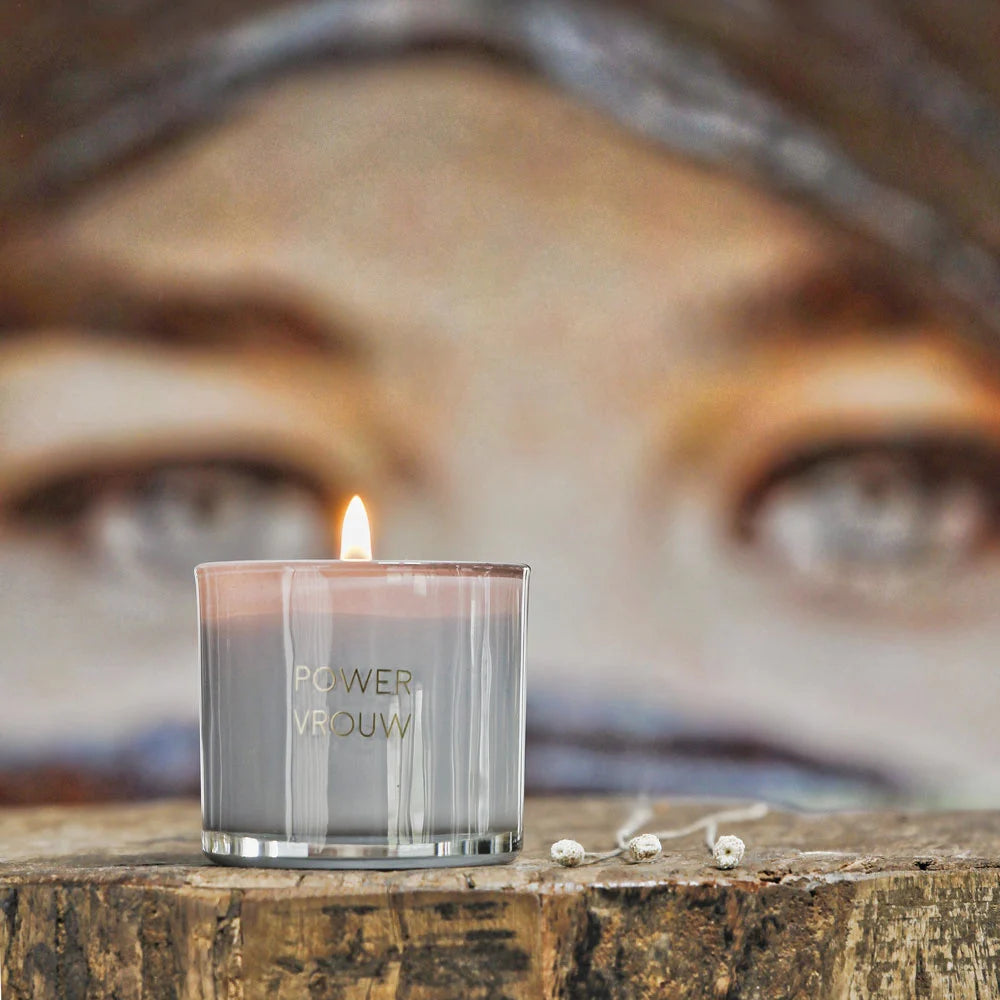Geurkaars My Flame met armband - Powervrouw - Amber's Secret
