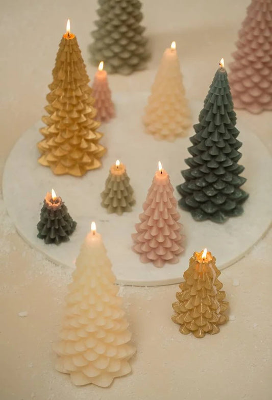 Rustik Lys - Kerstboom kaars licht roze klein - 6,3 x 12 cm - skin