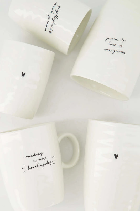 Zusss theemok wit met oor - zwart hartje