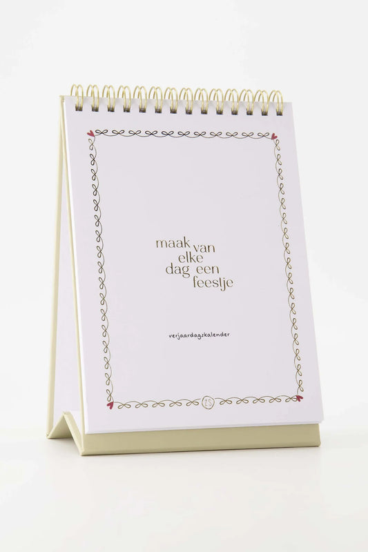 Zusss verjaardagskalender elke dag feestje zand