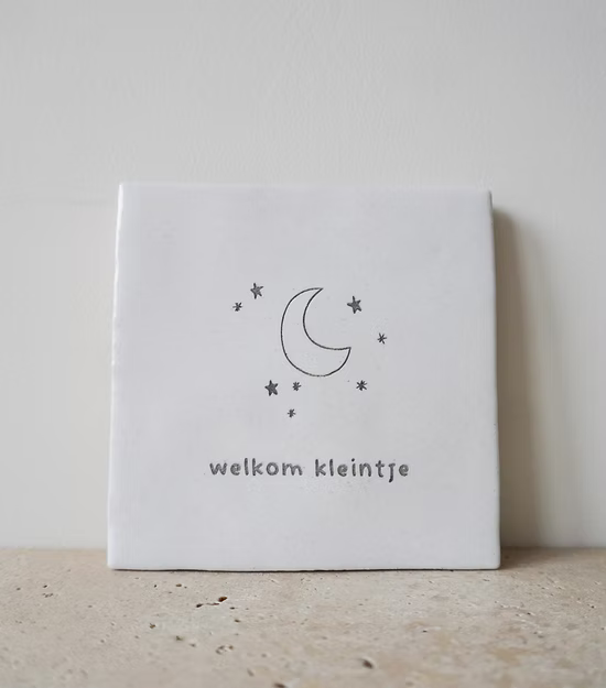 Tegeltje gegraveerd "Welkom kleintje"