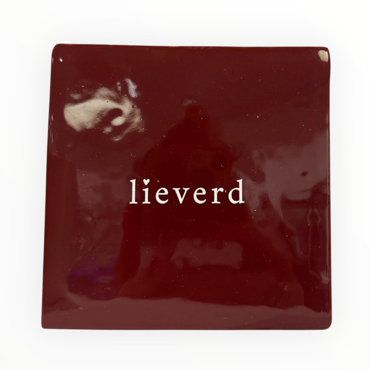 Tegeltje gegraveerd "Lieverd" bordeaux