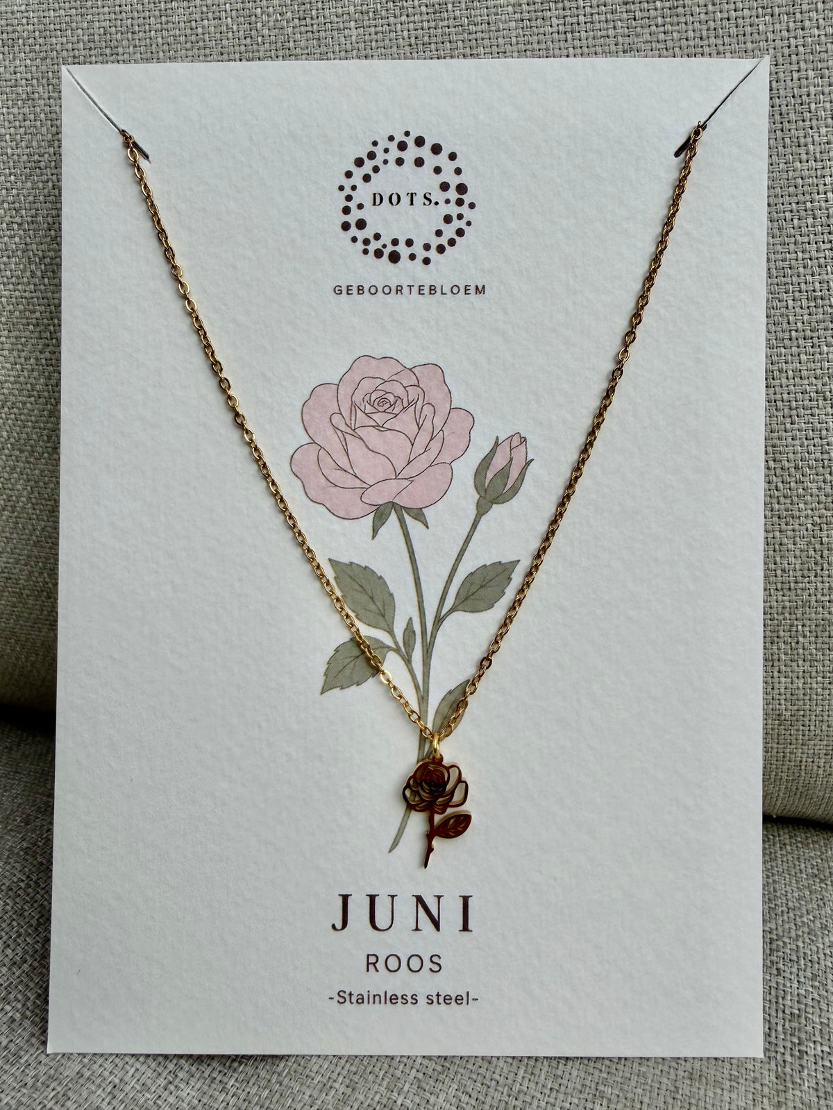Geboortebloem ketting Juni – Roos | Goud of zilver - Stainless steel