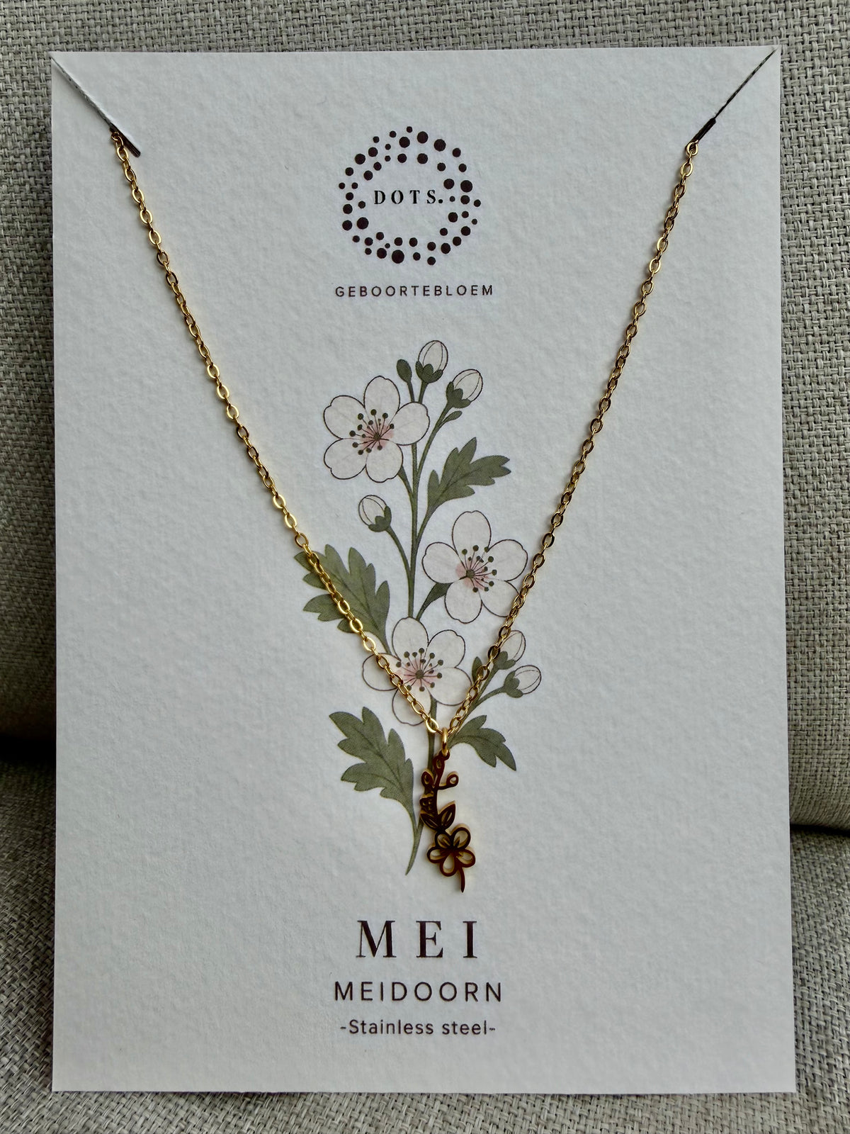 Geboortebloem ketting Mei – Meidoorn | Goud of zilver - Stainless steel