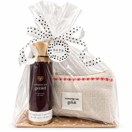 Zusss cadeaupakket met toilettas en showerfoam – momentje van geluk