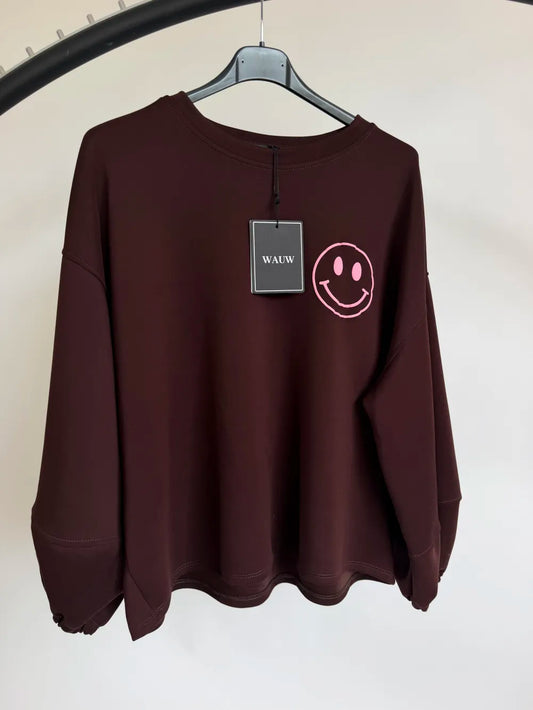Wauw Fashion Smiley trui oversized donkerbruin