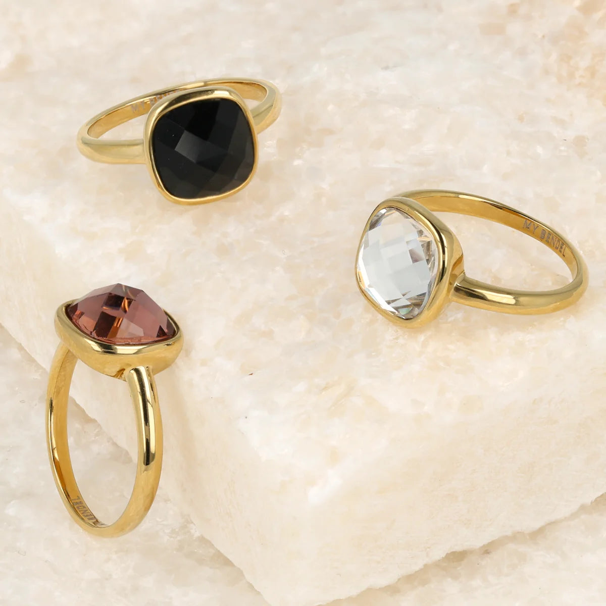 My Bendel Gouden ring - roze facet kristal glassteen - stainless steel