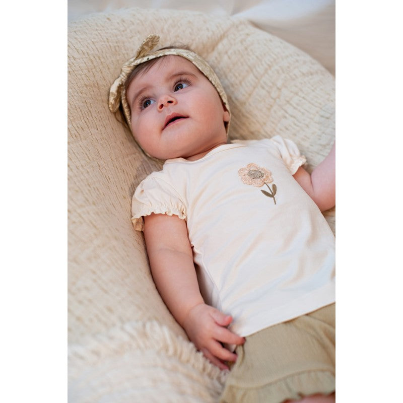 T-shirt met crochet bloem - Let Your Dreams Blossom