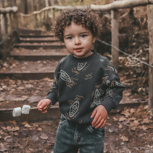 Your Wishes - Canoe | Relaxed Sweater | Raven