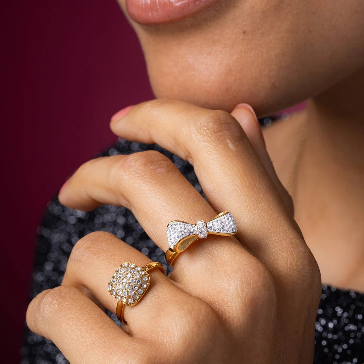 My Bendel Vierkante Ring met Zirkonia Steentjes - stainless steel