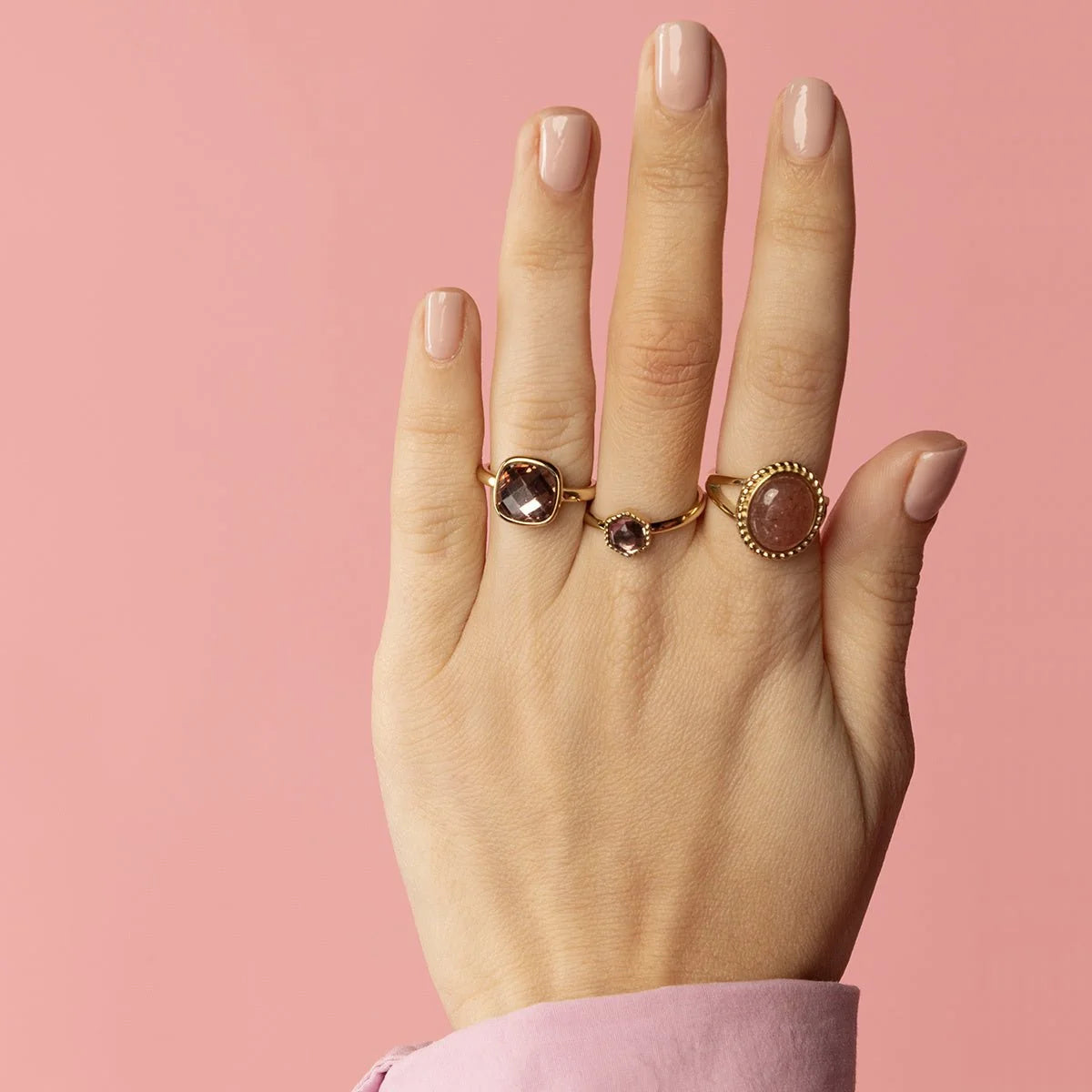 My Bendel Gouden ring - roze facet kristal glassteen - stainless steel
